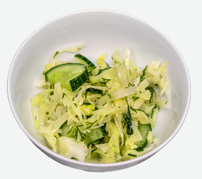 Салат з молодої капусти